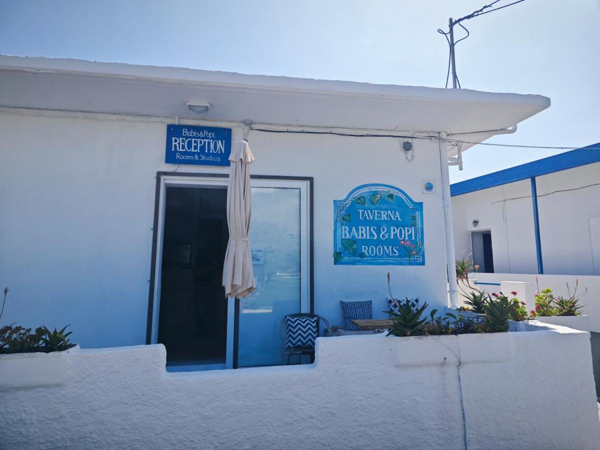 Babis & Popi Rooms And Studios Frangocastelo Екстер'єр фото
