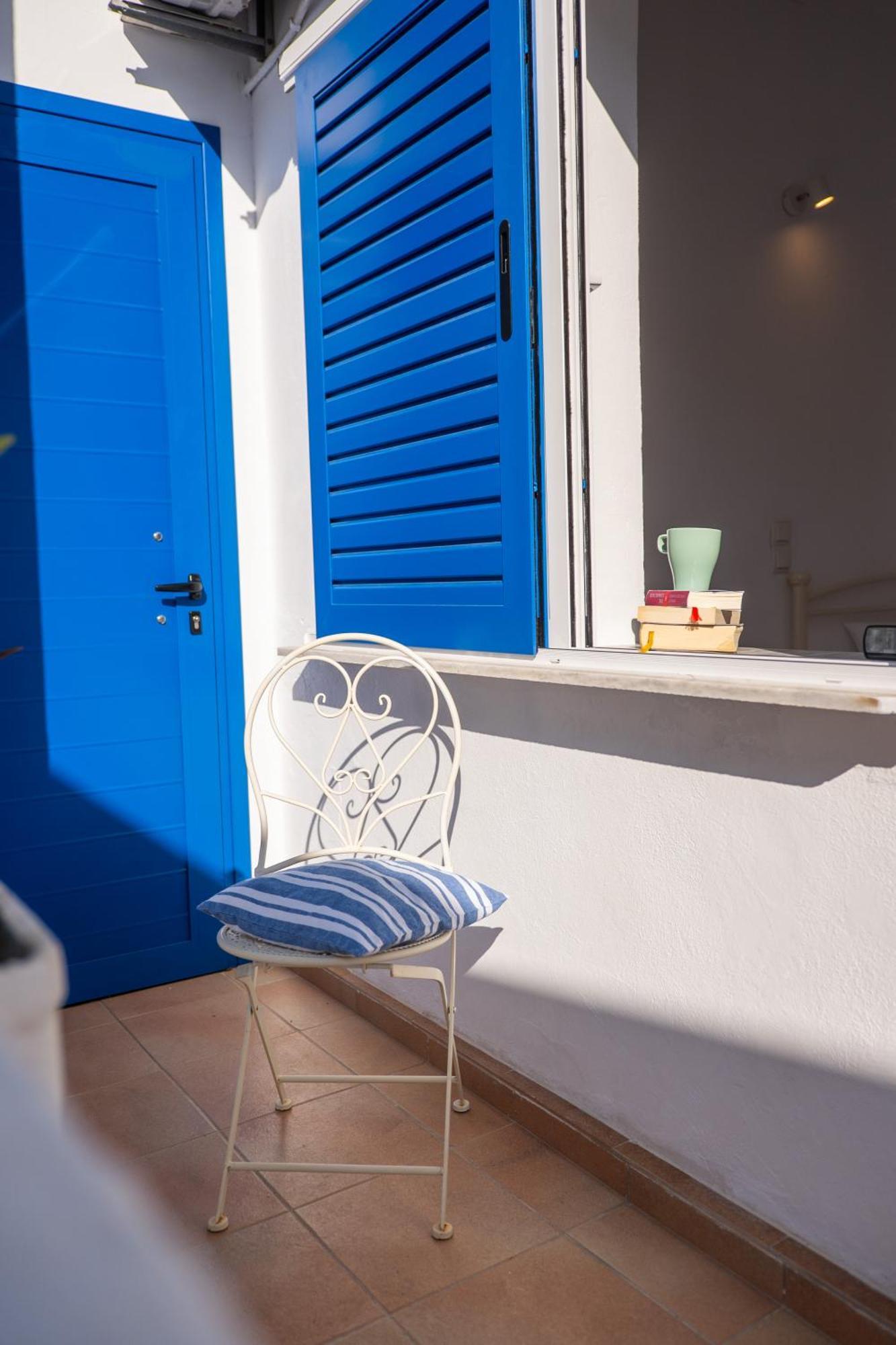 Babis & Popi Rooms And Studios Frangocastelo Екстер'єр фото
