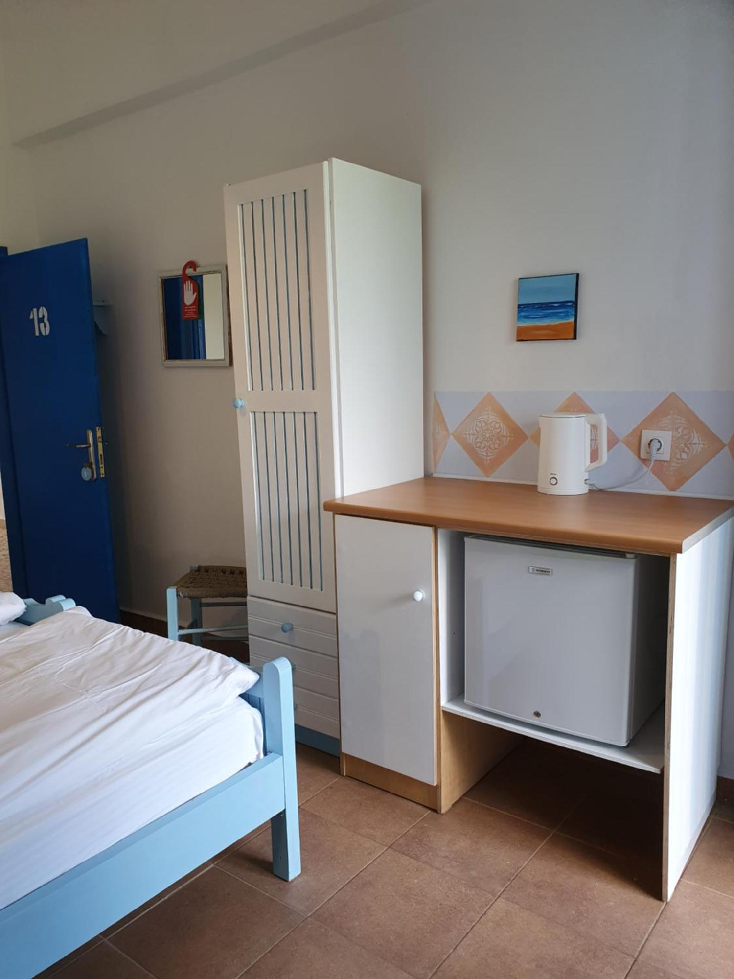 Babis & Popi Rooms And Studios Frangocastelo Екстер'єр фото